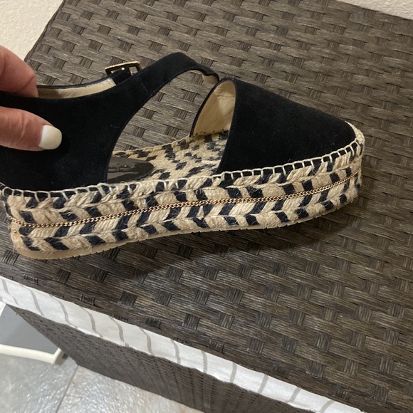 Jimmy Choo worn only 1 time with Box - Picture 2 of 3